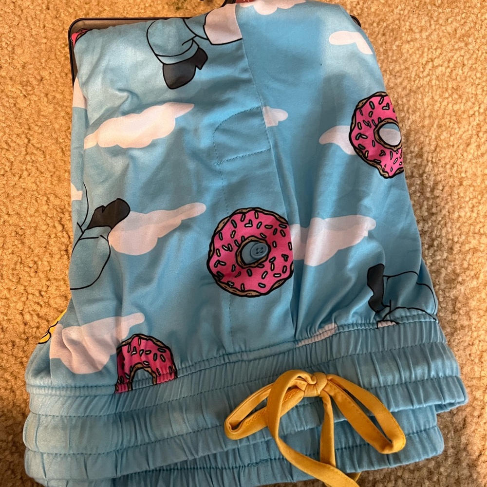 NWT Simpson Homer with donuts in cloud sleep pants - adult small